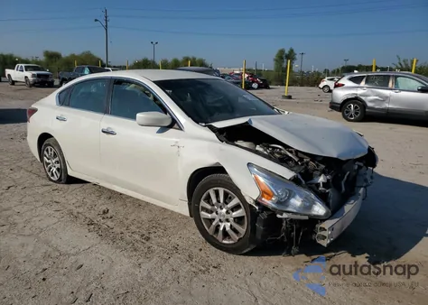 2014 Nissan Altima 2.5 from USA, damaged, VIN 1N4AL3AP2EC418080